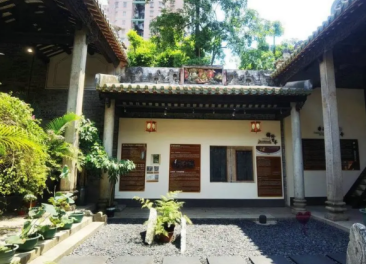 百噸千斤頂成功使錦綸會館平移到指定位置